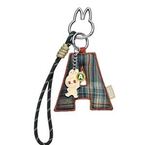 New in unopened box Pop Mart Pin for Love Pendant unopened box confirmed (A)